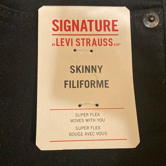 Levi Strauss Signature black jeans. Size 28/30/ - Picture 3 of 6